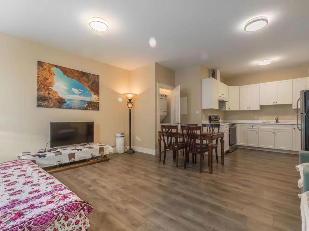 海岛度假屋 Nanaimo Exteriör bild